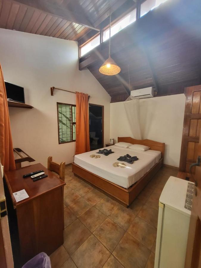 Escape Caribeno Hotel Puerto Viejo de Talamanca Bagian luar foto