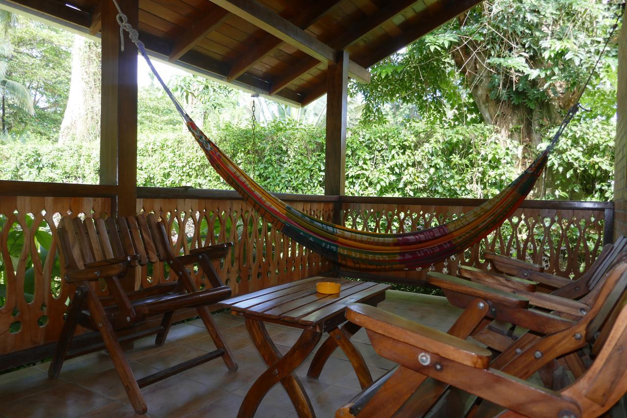 Escape Caribeno Hotel Puerto Viejo de Talamanca Bagian luar foto