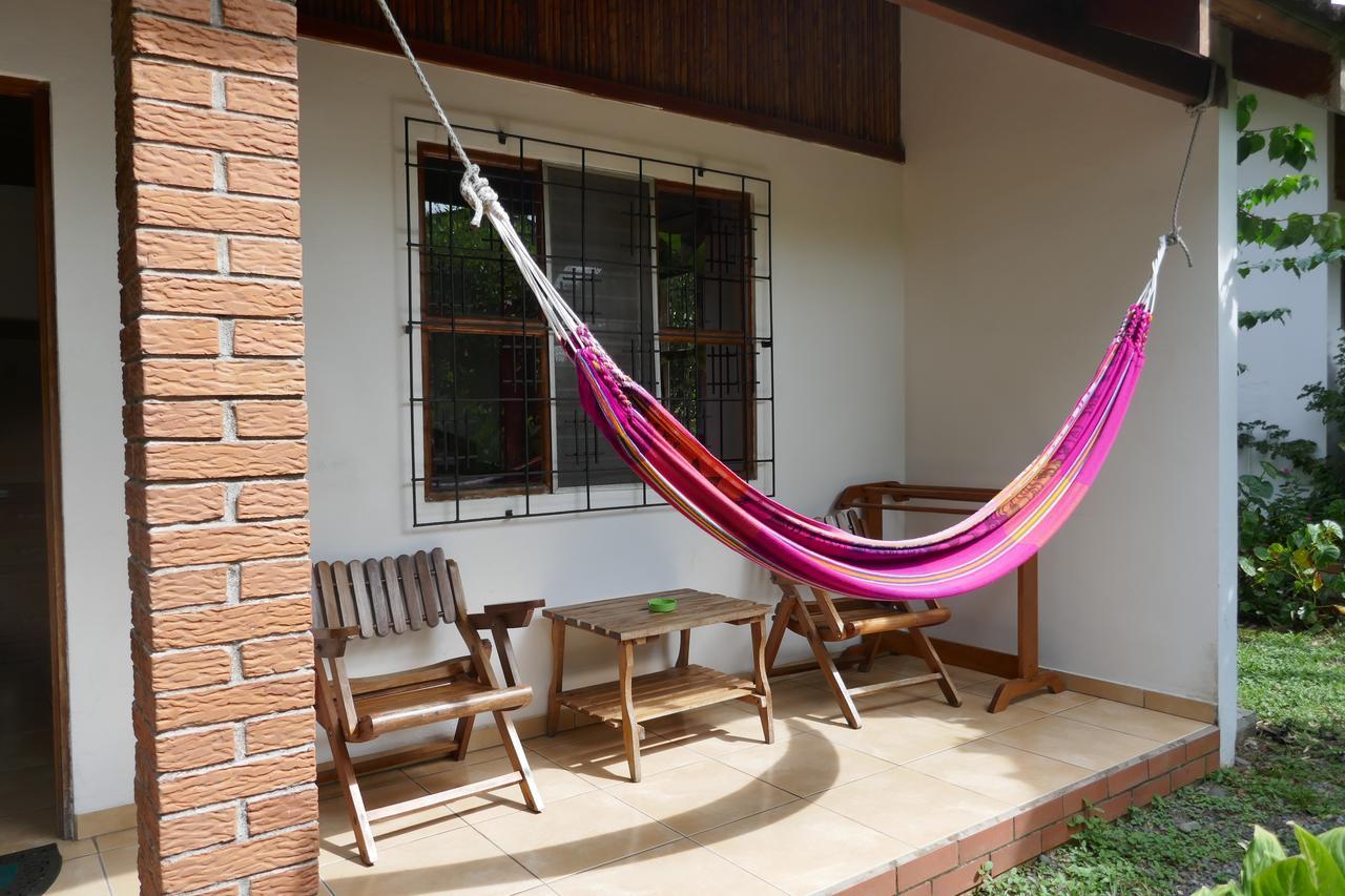 Escape Caribeno Hotel Puerto Viejo de Talamanca Bagian luar foto