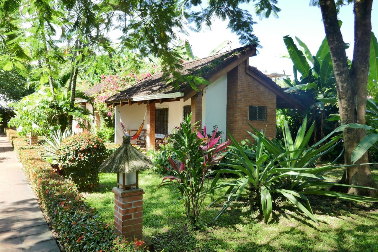 Escape Caribeno Hotel Puerto Viejo de Talamanca Bagian luar foto