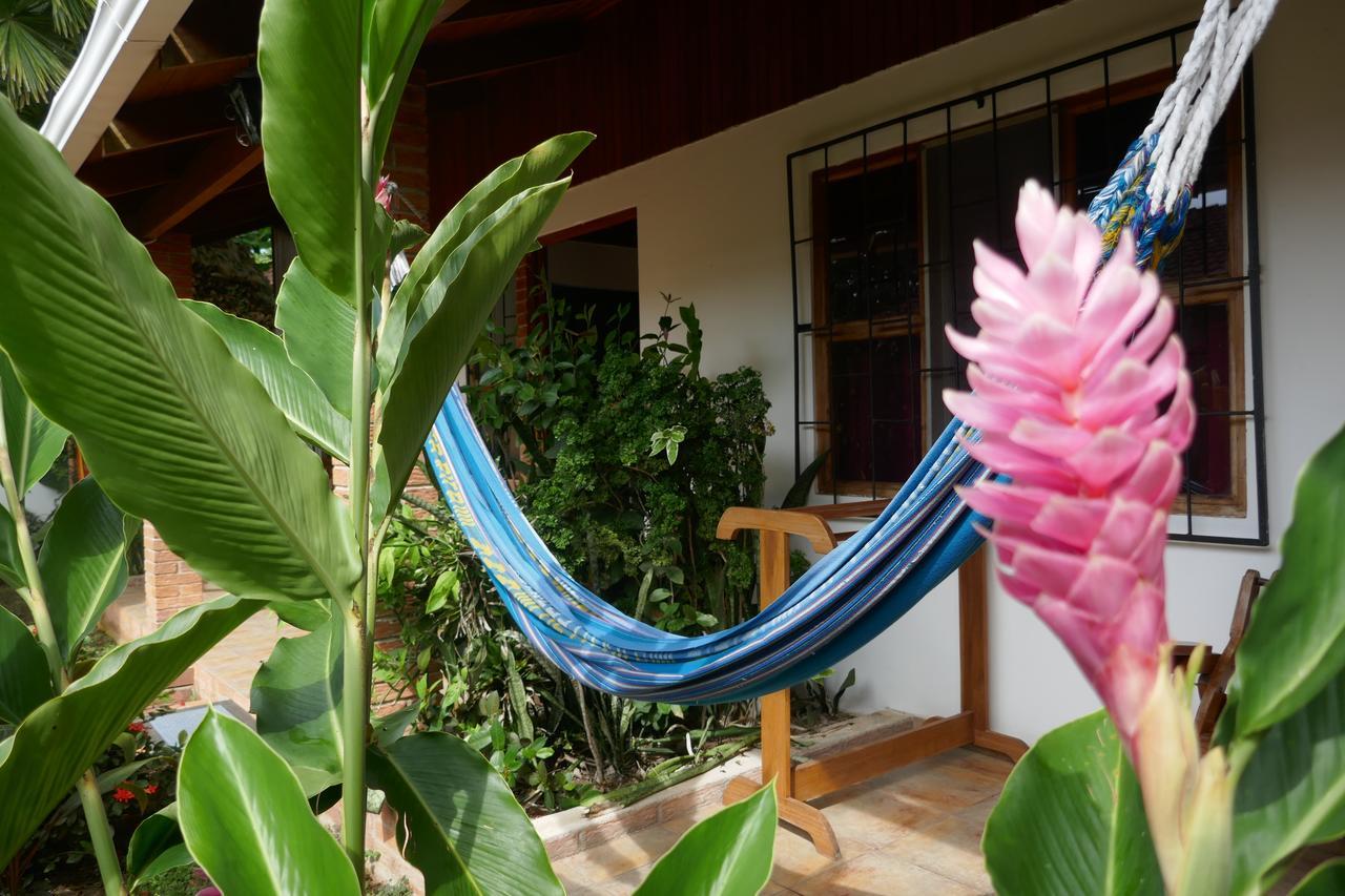 Escape Caribeno Hotel Puerto Viejo de Talamanca Bagian luar foto